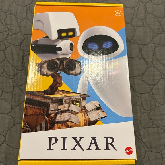 Disney Pixar Wall-E Action Figures